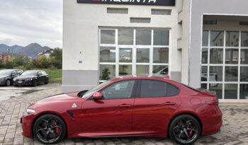 Alfa Romeo Giulia 2.9 T V6 Quadrifoglio MANUALE full