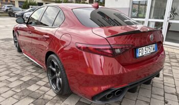 Alfa Romeo Giulia 2.9 T V6 Quadrifoglio MANUALE full