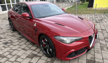 Alfa Romeo Giulia 2.9 T V6 Quadrifoglio MANUALE full