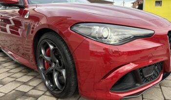 Alfa Romeo Giulia 2.9 T V6 Quadrifoglio MANUALE full