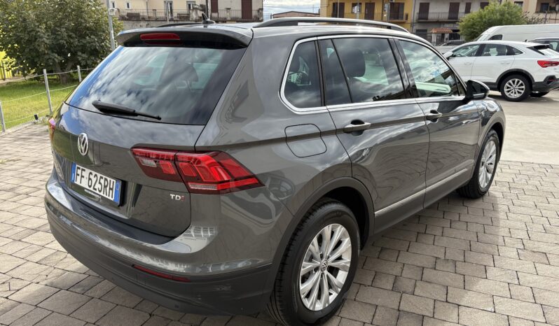 Volkswagen Tiguan 1.6 TDI Business BlueMotion Technology full