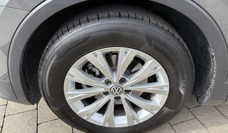 Volkswagen Tiguan 1.6 TDI Business BlueMotion Technology full